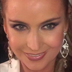 Meet your Posher, Rhonda